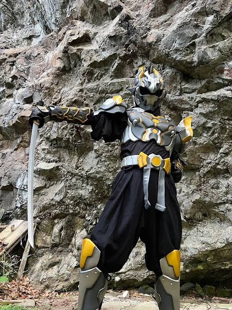 日本の伝統的な建築と雪景色